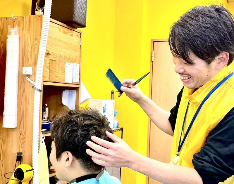 カット屋ジョニー　西船本店の派遣求人情報