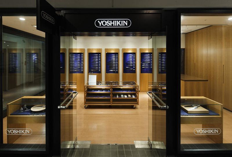 YOSHIKIN SHOP六本木店(吉田金属工業株式会社)のアルバイト・バイト求人情報-04
