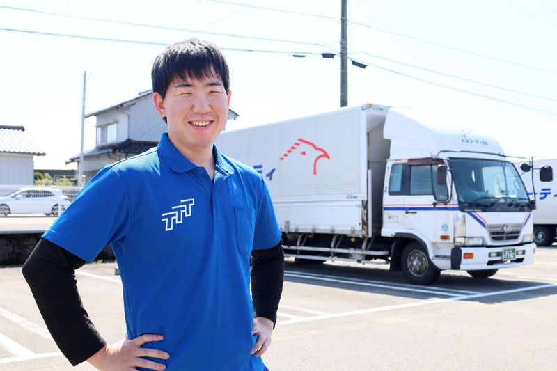 株式会社スリーティ運輸の求人・転職情報