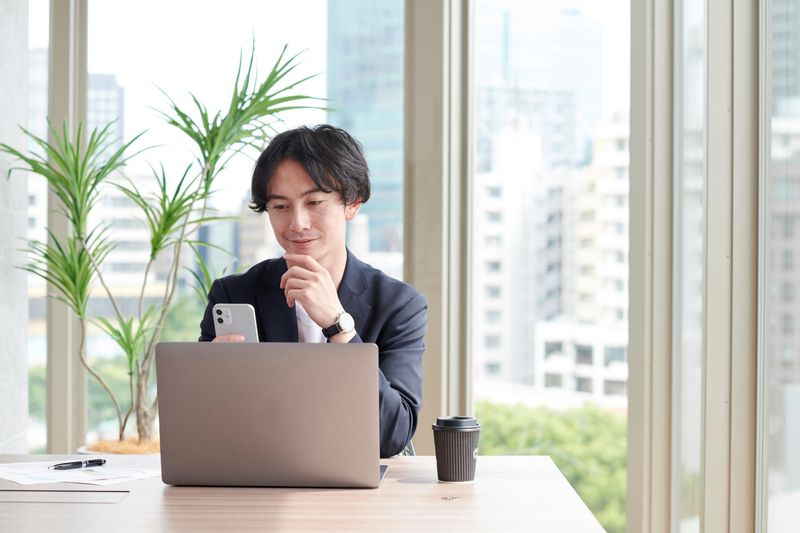 日本ハウズイング株式会社　日本ハウズイング新宿御苑ビルの求人・転職情報-02