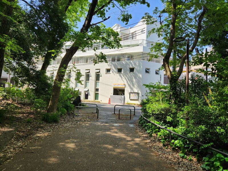 学校法人岩谷学園の求人・転職情報