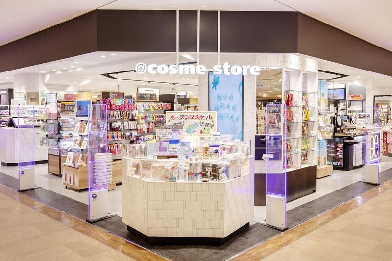 @cosme　STORE　ルミネ池袋店のアルバイト・バイト求人情報-14