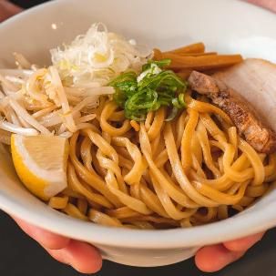 men × abura ~麺と油~　三年坂店のアルバイト・バイト求人情報-03