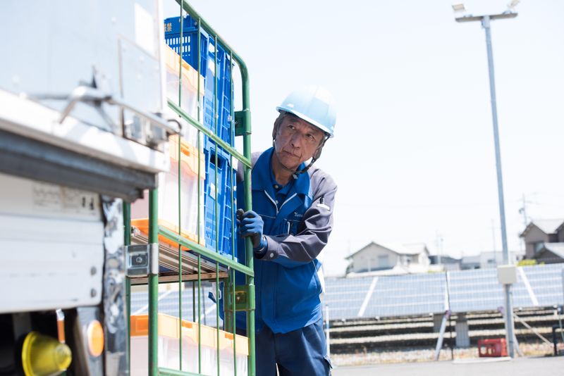 山岸運送株式会社 吉田物流センターの求人情報
