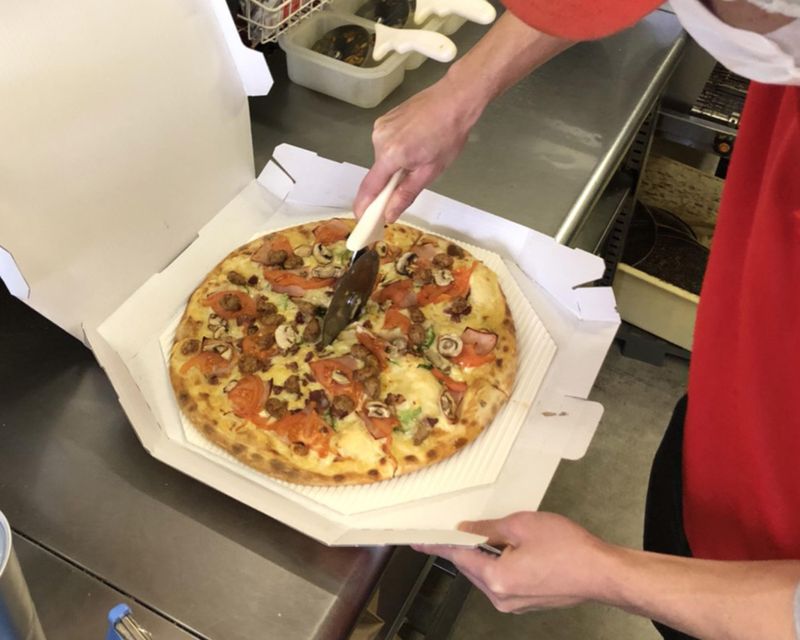 ピザ・サントロペ東住吉店のアルバイト・バイト求人情報-02