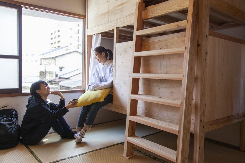Fukuoka Guesthouse HIVE&SHIP&CAMP(フクオカ ゲストハウス ハイブ&シップ&キャンプ)のアルバイト・バイト求人情報-05
