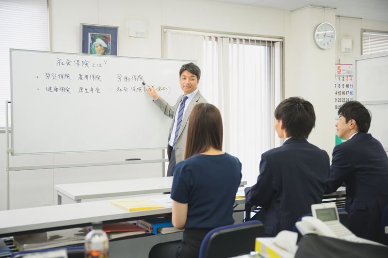 社会保険労務士法人　西村社会保険労務士事務所　銀座事務所のアルバイト・バイト求人情報-04