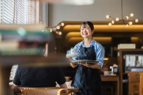本と珈琲 梟書茶房 Esola池袋店のアルバイト・バイト求人情報-02