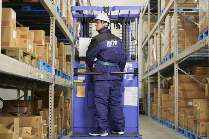 ロジハンド株式会社　勤務先:泉大津物流センターのアルバイト・バイト求人情報-02