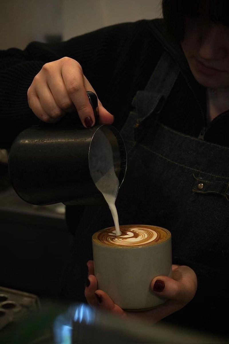 Louverのアルバイト・バイト求人情報-02