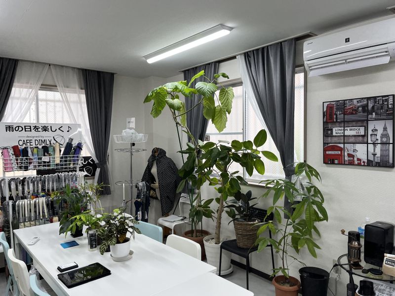 株式会社カフェディムリーのアルバイト・バイト求人情報-04