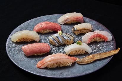 Aburi TORA -熟成鮨と炙り鮨- 豊洲店のアルバイト・バイト求人情報-05