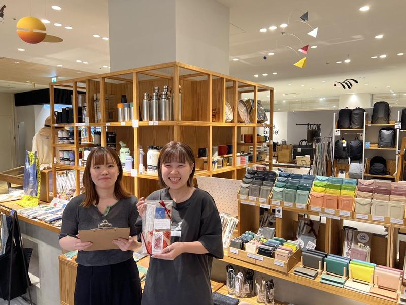 Neue(ノイエ)　グランスタ丸の内店のアルバイト・バイト求人情報-02