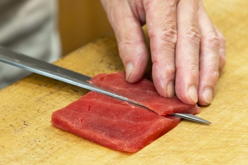 まぐろ間ニ(まじ)のアルバイト・バイト求人情報-02