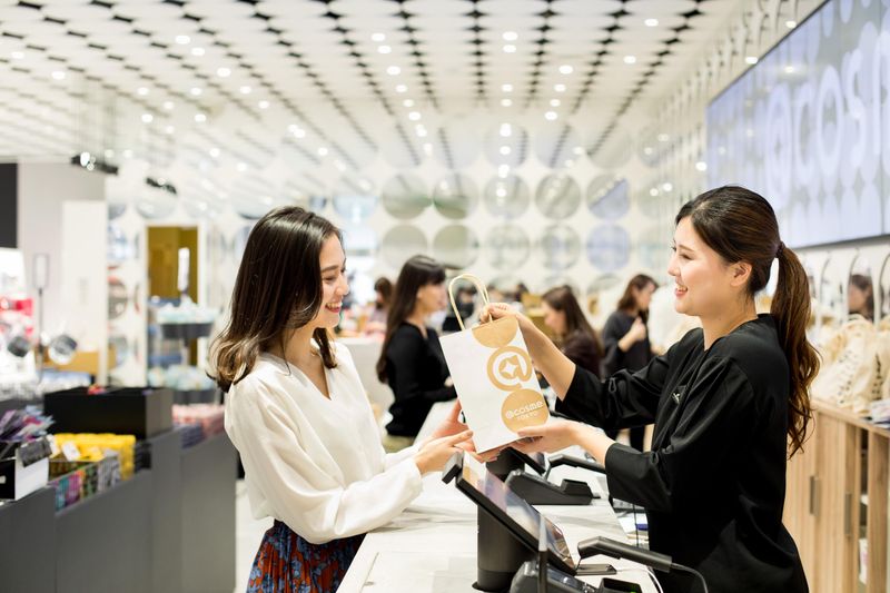 @cosme OSAKA