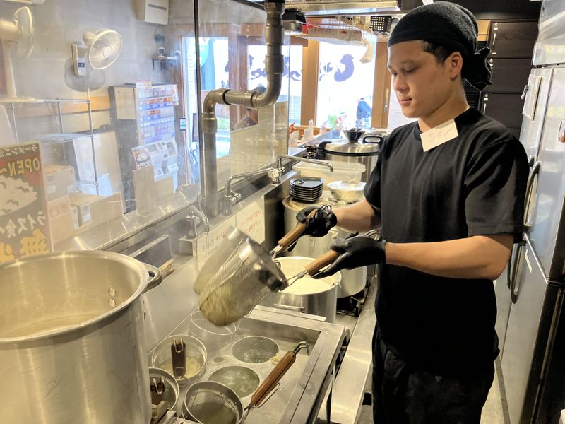 横浜家系ラーメン一蓮家 明石店のアルバイト・バイト求人情報-02