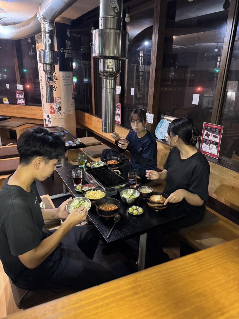 ホルモン焼き肉 せなやのアルバイト・バイト求人情報-02