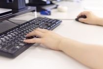 ロイヤルウッド株式会社のアルバイト・バイト求人情報-03