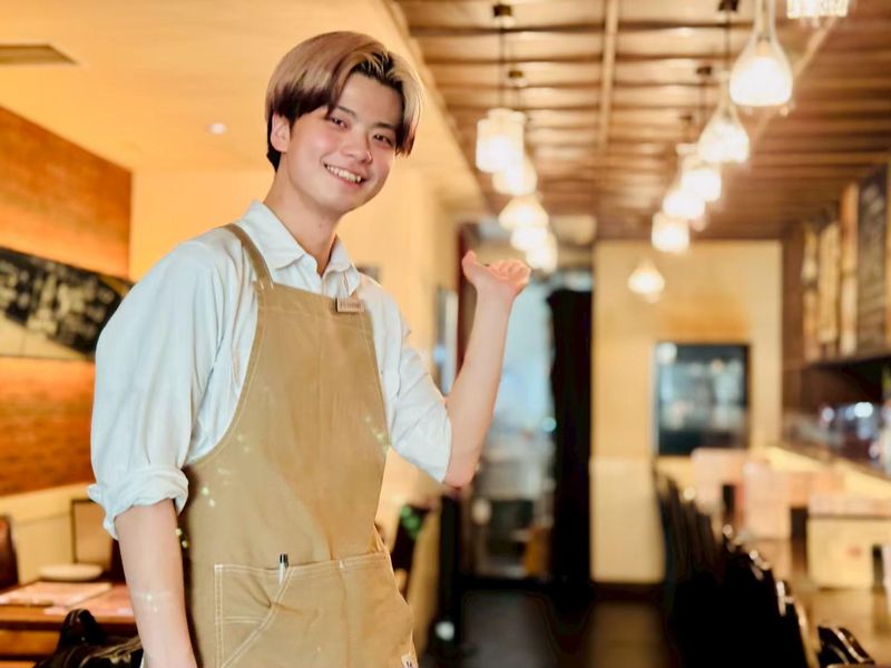 Bistro Wine Cafe Le Coq Roti( ルコック ロティ)のアルバイト・バイト求人情報-03