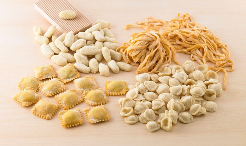PASTA+(パスタピュ)のアルバイト・バイト求人情報-03