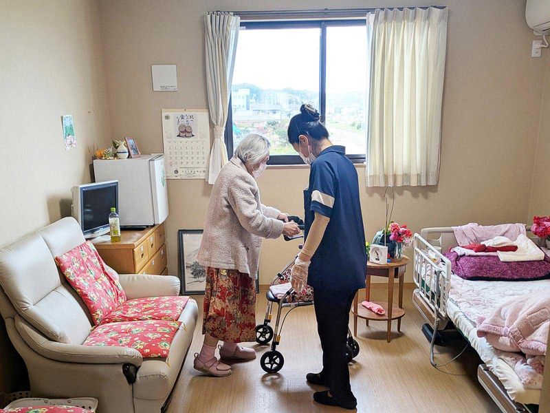 サンセットケア下高根のアルバイト・バイト求人情報-01