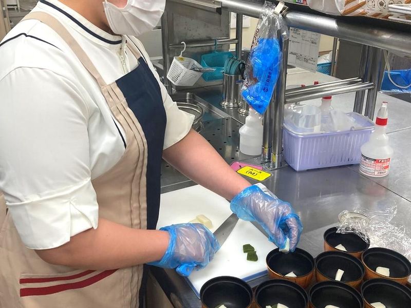 SOMPOケア ラヴィーレ 洗足池　 SOMPOケアフーズ株式会社のアルバイト・バイト求人情報-03