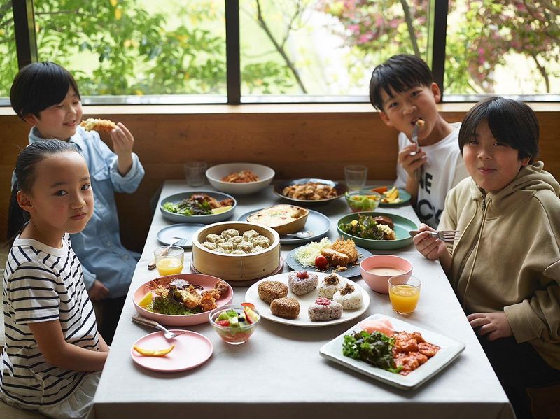 あんかけ焼きそば・陳麻婆豆腐 STORM　京橋店のアルバイト・バイト求人情報-02
