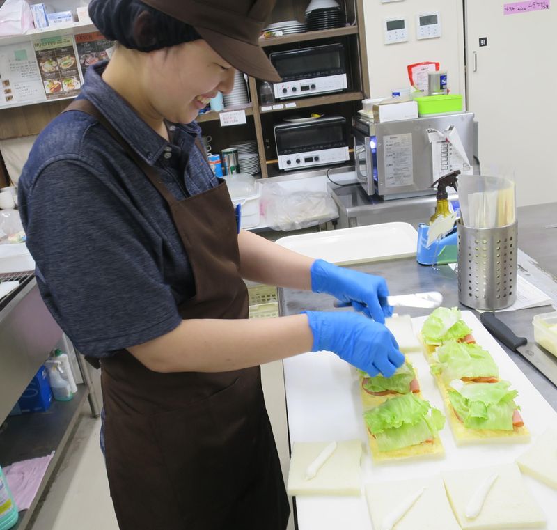 パーネデリシア　まえばし店の求人・転職情報-02