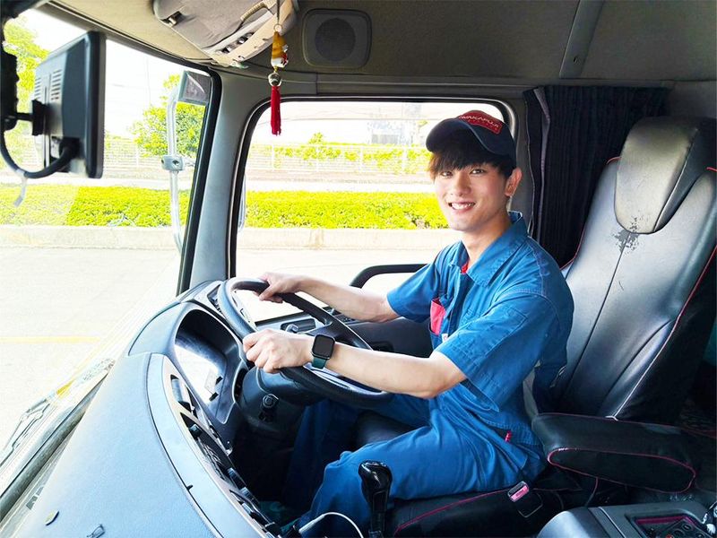 若藤物流株式会社のアルバイト・バイト求人情報-02