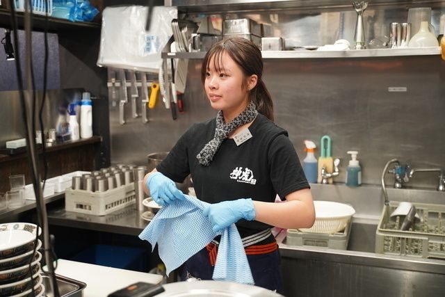 麺'sroom　神虎　大阪駅前ビル店のアルバイト・バイト求人情報-03