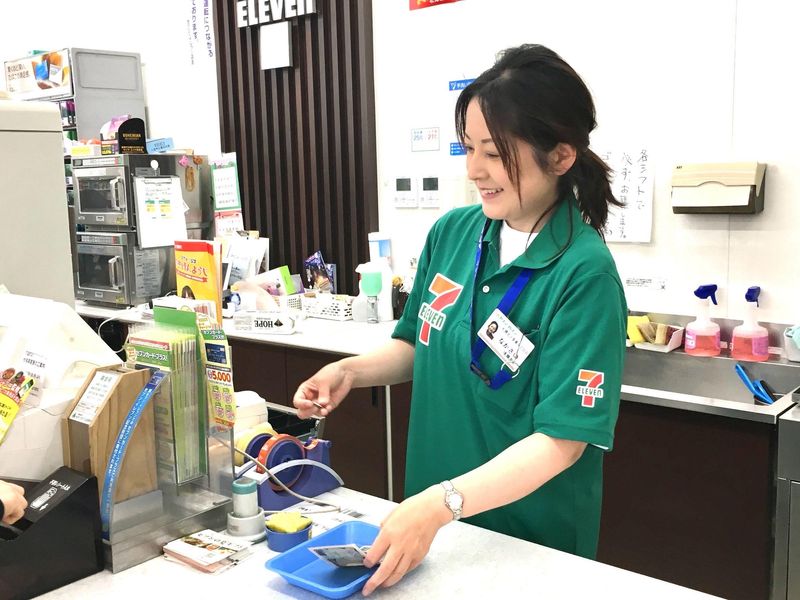 セブンイレブン札幌北2条東1丁目店のアルバイト・バイト求人情報-02