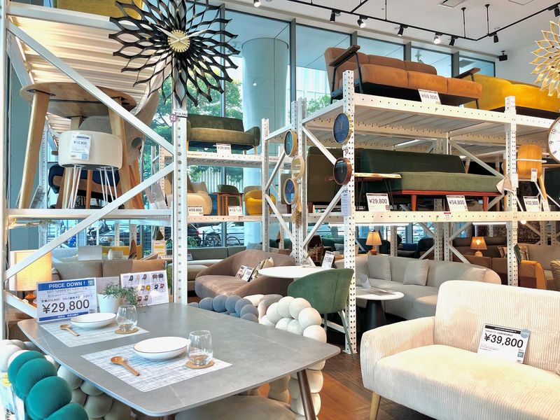 NOCE横浜駅前店のアルバイト・バイト求人情報-02