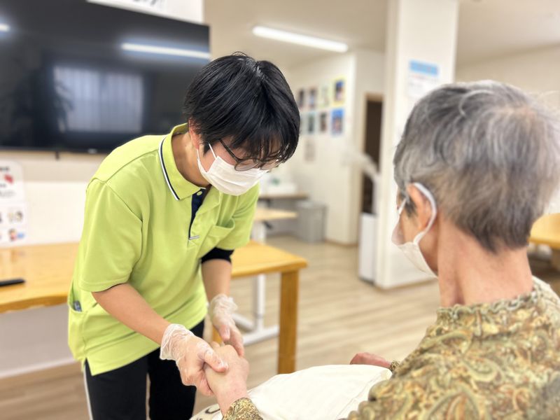 住宅型有料老人ホーム　ナーシングホームアイプラス朝宮のアルバイト・バイト求人情報-04