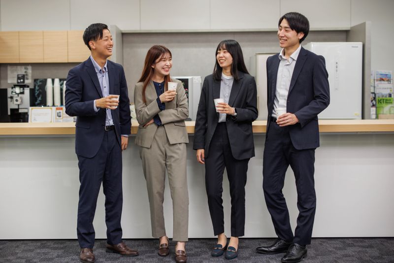日本カーソリューションズ株式会社