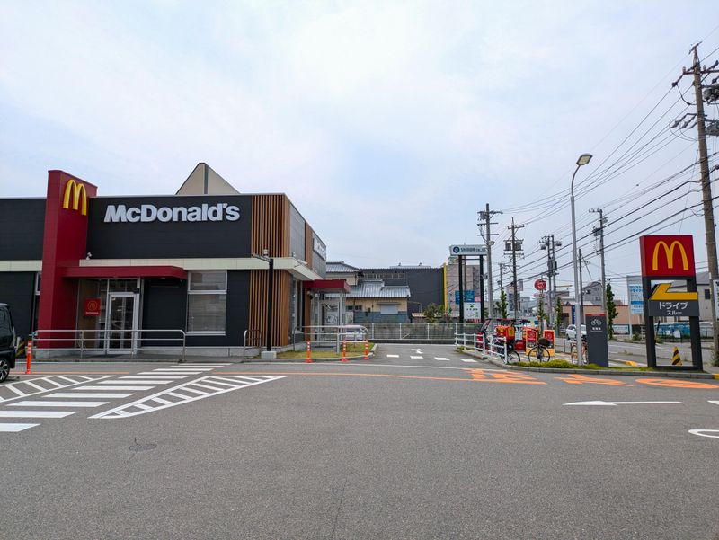 マクドナルド桑名並木通り店のアルバイト・バイト求人情報-02