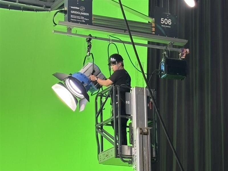 株式会社LuckyLightingのアルバイト・バイト求人情報-03