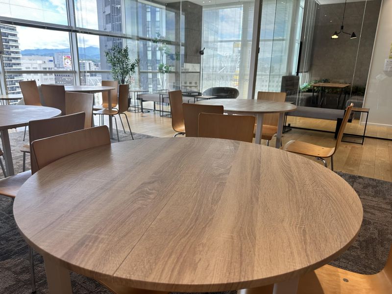 アップセルテクノロジィーズ株式会社 福岡ラボのアルバイト・バイト求人情報-02