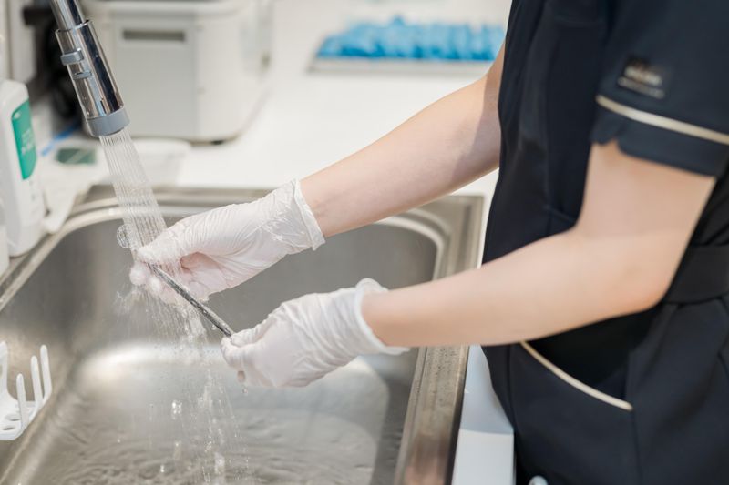 医療法人スマイルプラン　スマイルプラン歯科クリニックOSAKAのアルバイト・バイト求人情報-02